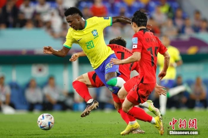 巴西41力克韩国挺进八强 连续八届世界杯闯关