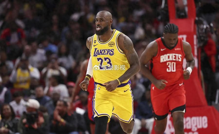 詹姆斯两场完胜杜兰特 湖人双杀火箭登顶西部